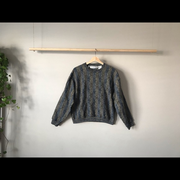 VTG Wool Cropped Sweater - Picture 2 of 11
